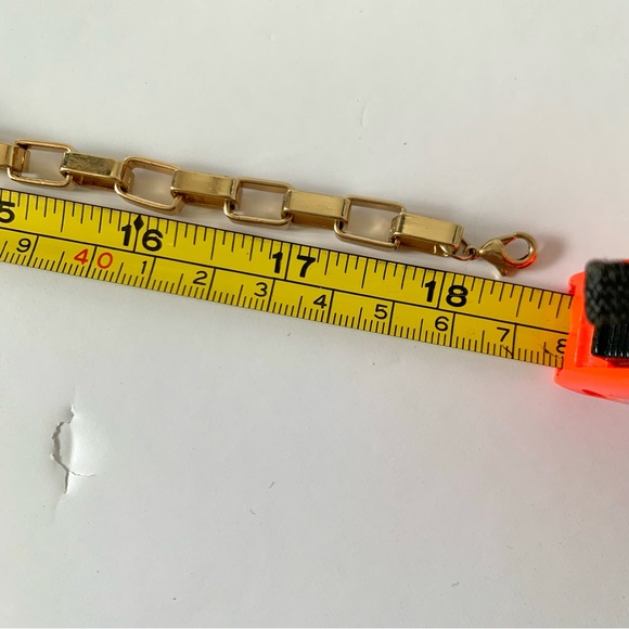 Unique wood and gold tone necklace - Picture 3 of 3